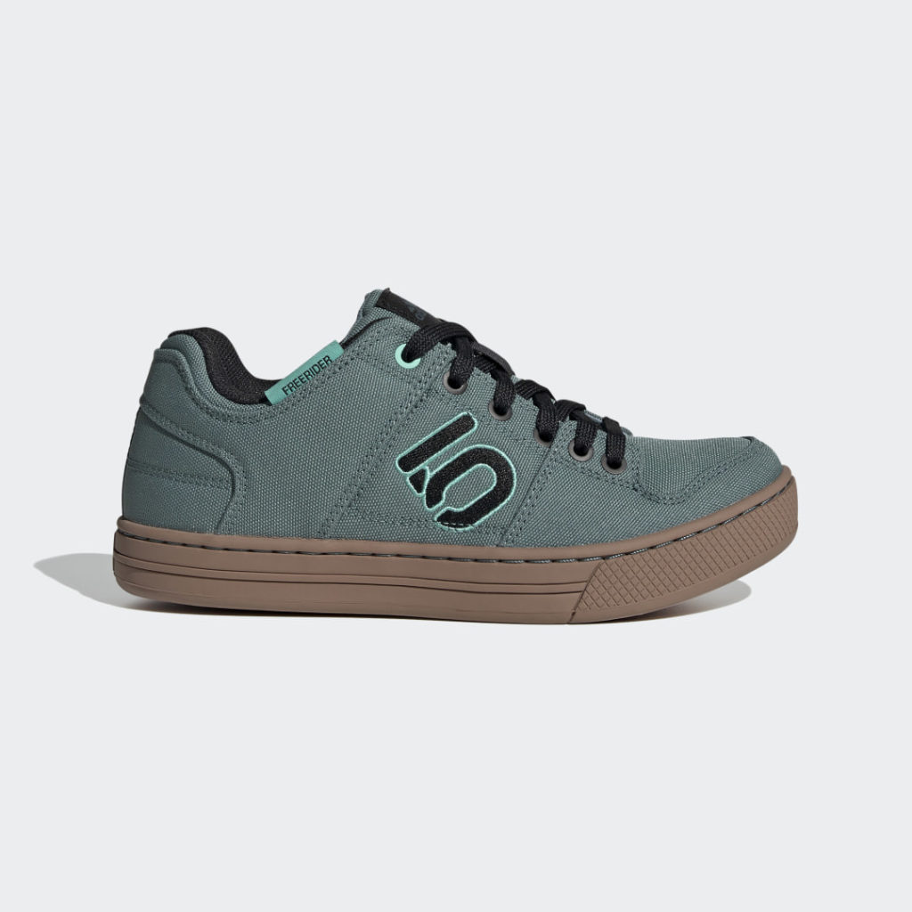 Sneaker GZ4656