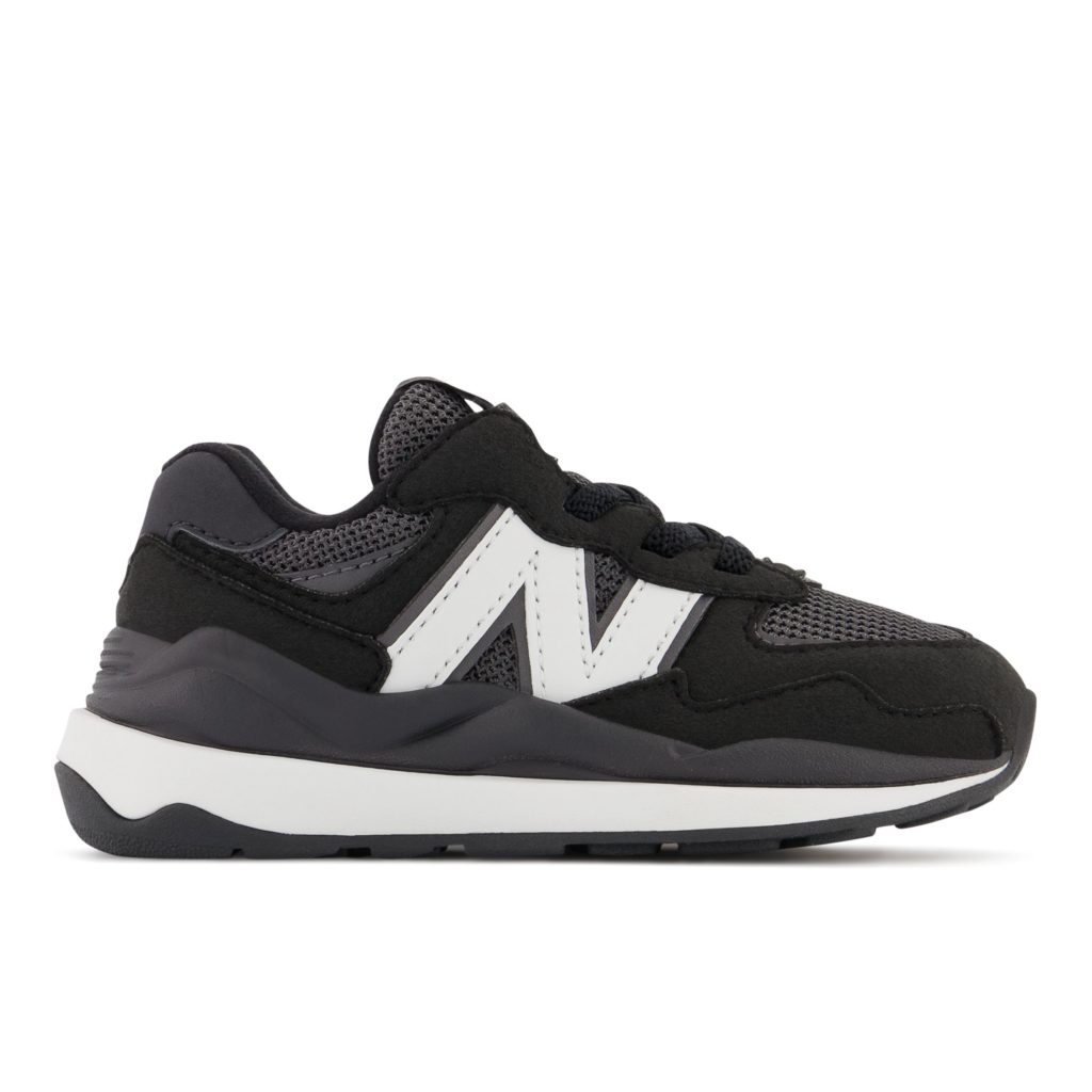 New Balance New Balance Black/White (IV5740BA)