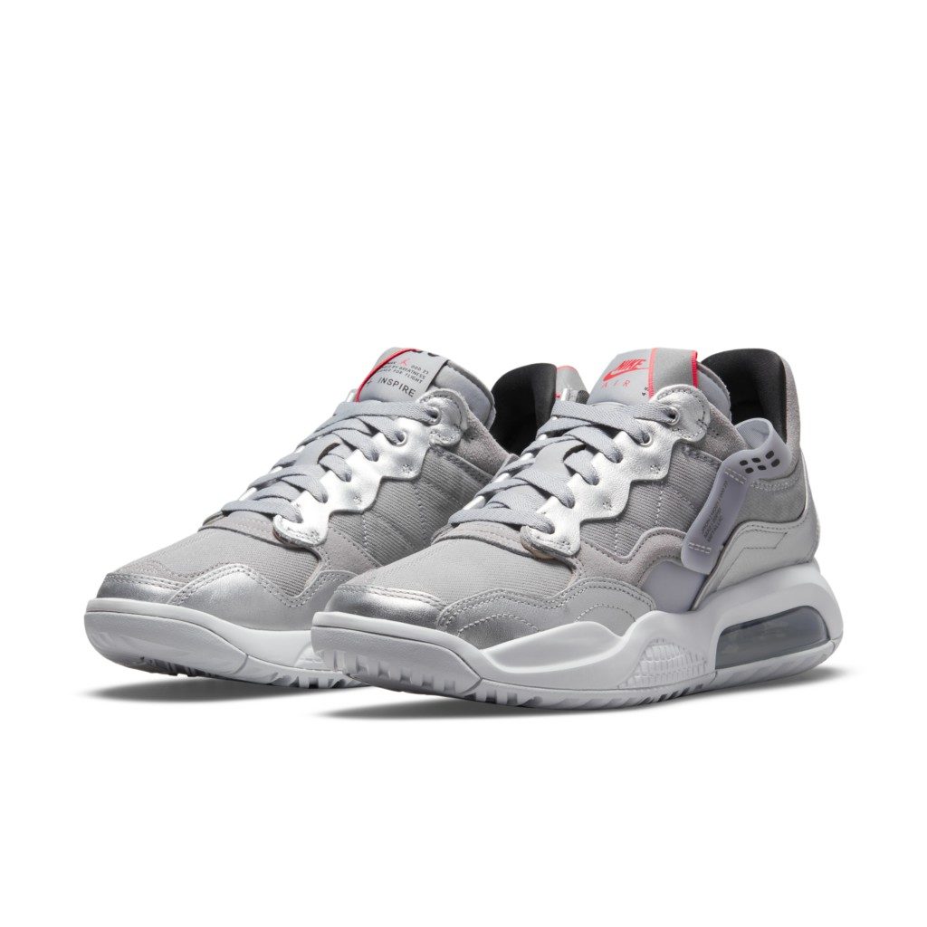 Sneaker CW5992-009