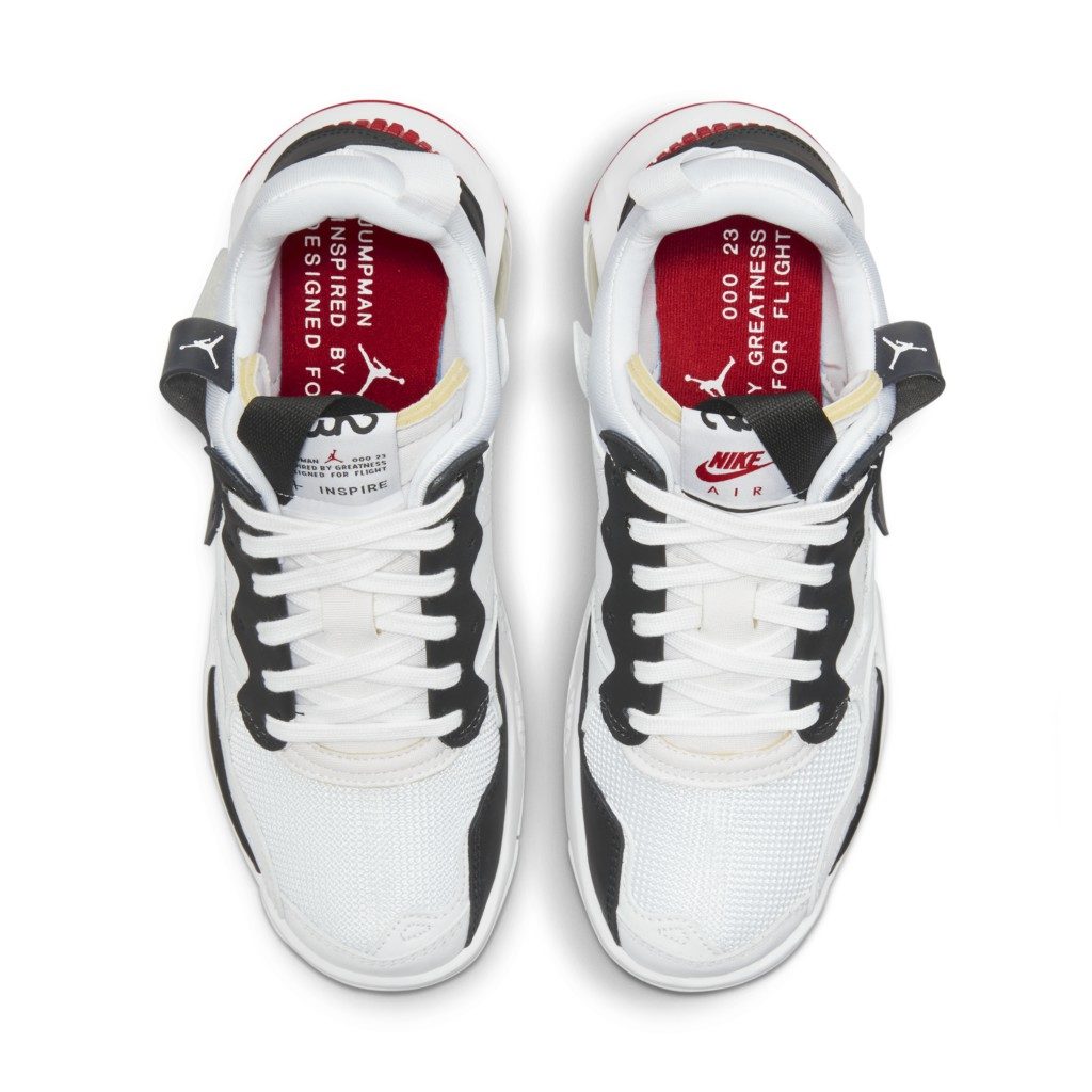 Sneaker CW5992-106
