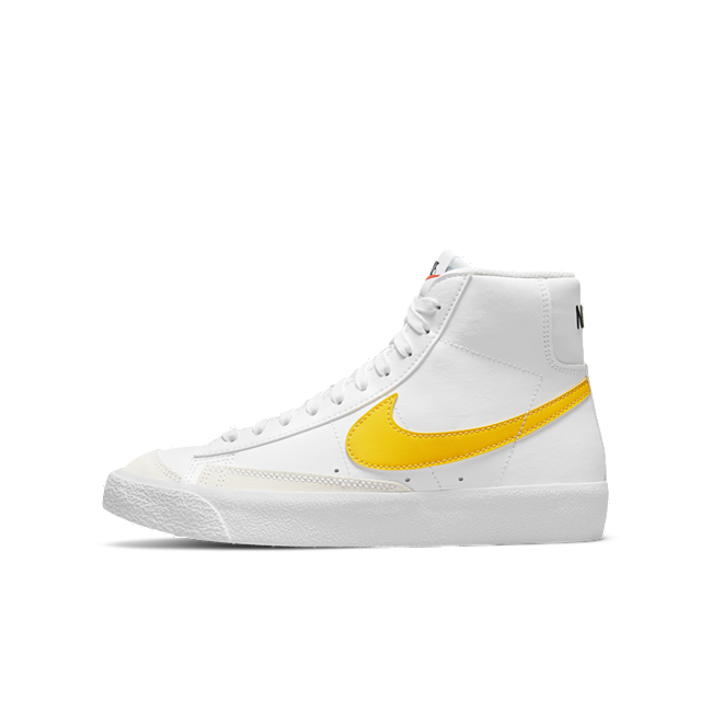 Nike Blazer Mid ’77 Older Kids’ White (DA4086-103)