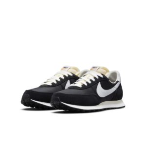 Nike Waffle Trainer 2 Older Kids’ Black (DC6477-001)