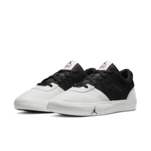 Jordan Series ES Black (DN1856-061)