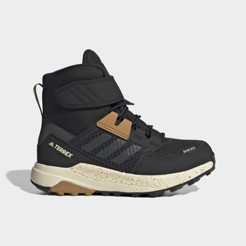 Sneaker FZ2611