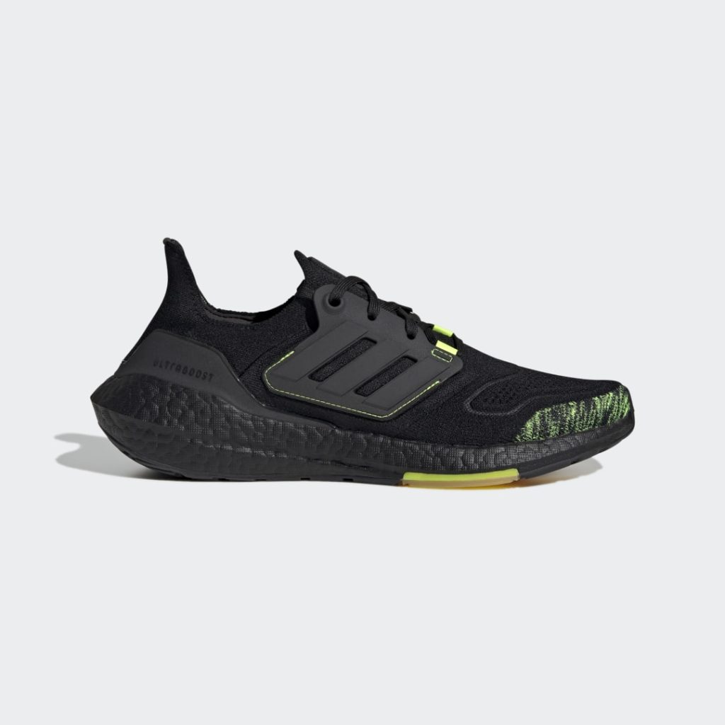 Adidas Ultraboost 22 Core Black / Core Black / Solar Yellow (GX5915)