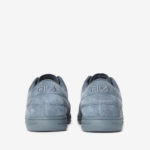 Sneaker 1TM01573-050