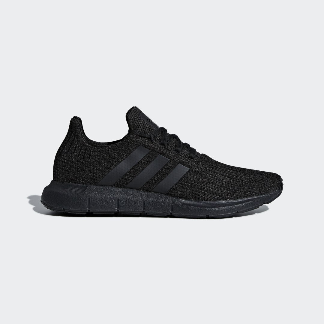 Adidas Swift Run Core Black / Core Black / Cloud White (AQ0863)