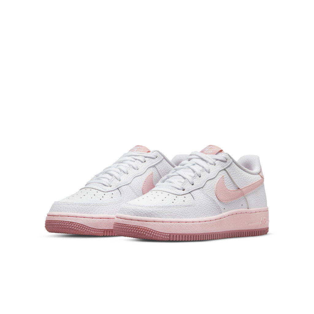 Nike Air Force 1 Older Kids’ White (CT3839-107)