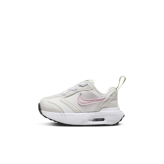 Sneaker DC9319-106