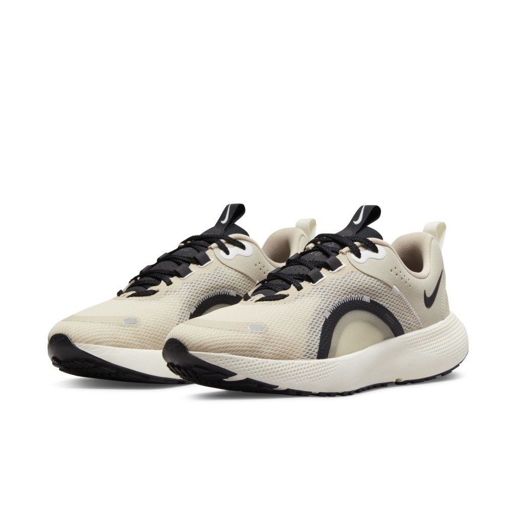 Sneaker DJ9976-100