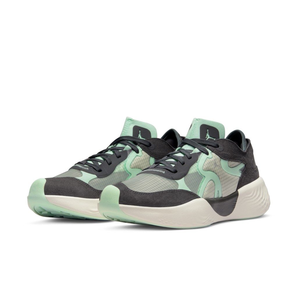 Sneaker DN2647-003