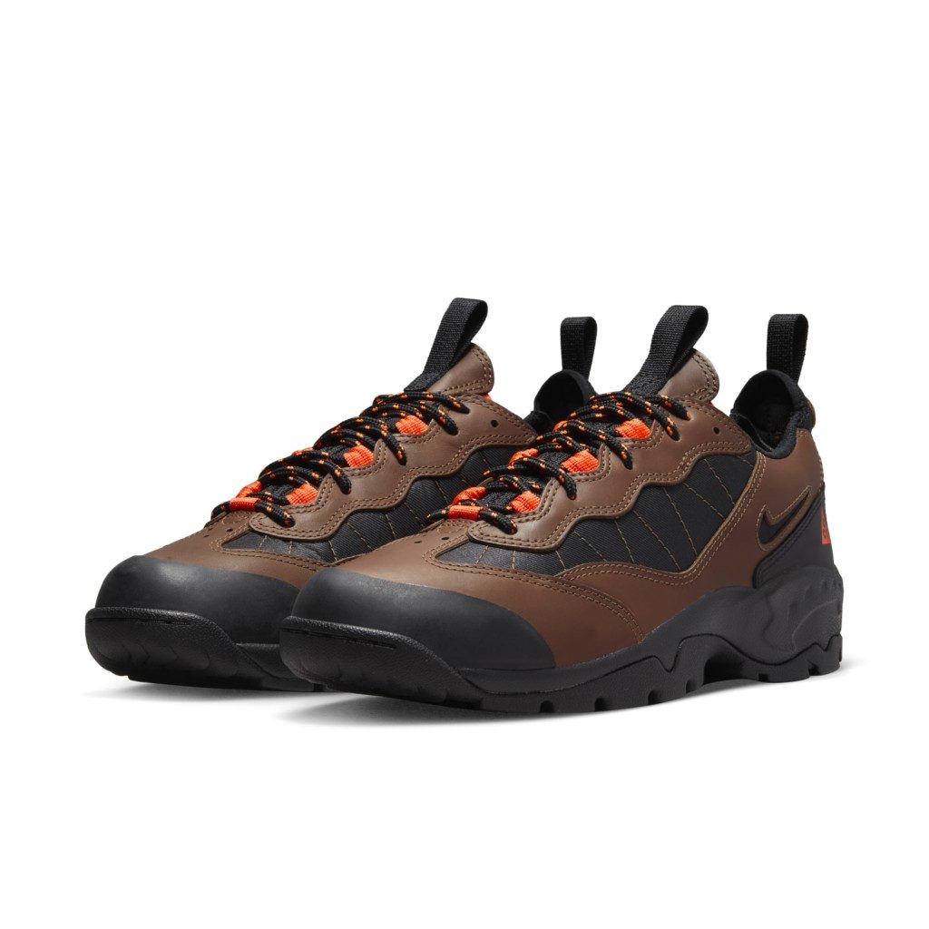 Sneaker DO9332-200