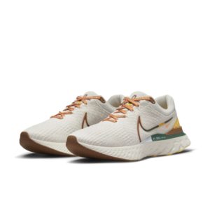 Nike Infinity Run 3 A.I.R. x Hola Lou Road Running Grey (DO9496-001)