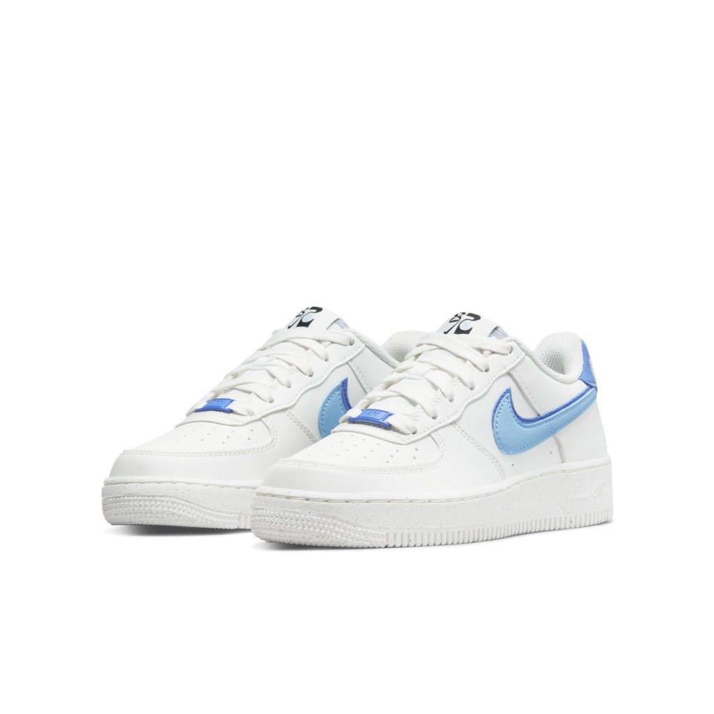 Nike Air Force 1 LV8 Older Kids’ White (DQ0359-100)