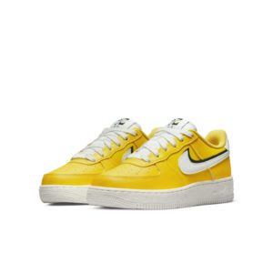 Nike Air Force 1 LV8 Older Kids’ Yellow (DQ0359-700)