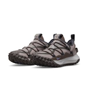 Nike ACG Mountain Fly Low SE Brown (DQ1979-001)