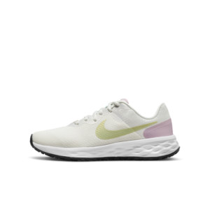 Nike Revolution 6 NN Older Kids’ Road Running White (DR9980-115)