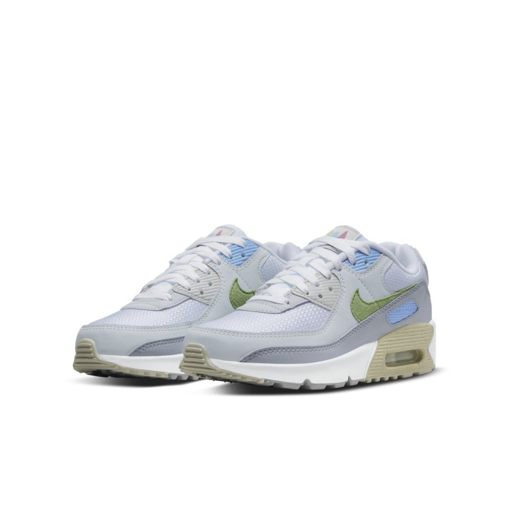 Nike Air Max 90 Older Kids’ White (DV3483-100)
