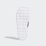 Sneaker EG2069