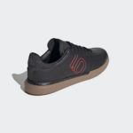 Sneaker EG4614