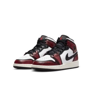 Air Jordan 1 Mid SE Older Kids’ Black (FB0568-006)