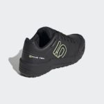 Sneaker FU7532