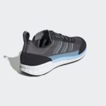 Sneaker FV4421