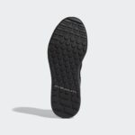Sneaker FV4720