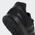 Sneaker FW9306