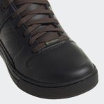 Sneaker FY9304