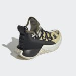 Sneaker FZ5506