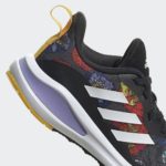 Sneaker GV7846