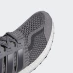 Adidas UltraBOOST GV8739
