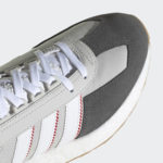 Sneaker GW0558