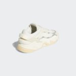 Sneaker GW0877