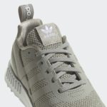 Sneaker GW3002