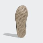 Sneaker GW5443
