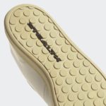 Sneaker GW5448