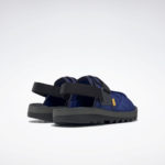 Sneaker GW8325