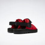 Sneaker GW8326