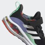 Sneaker GW8731