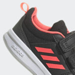 Sneaker GW9083