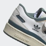 Sneaker GX4536