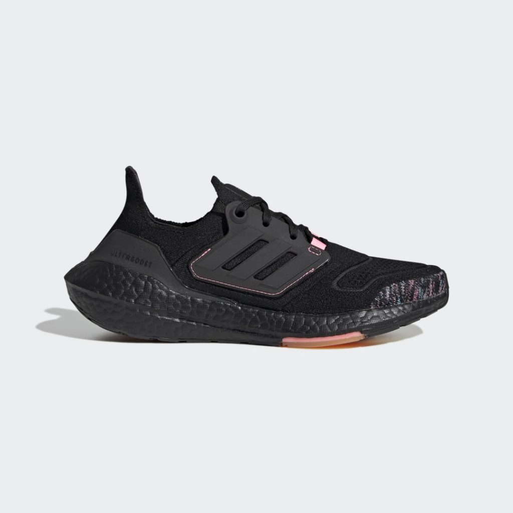 Adidas Ultraboost 22 Core Black / Core Black / Beam Pink (GX5927)