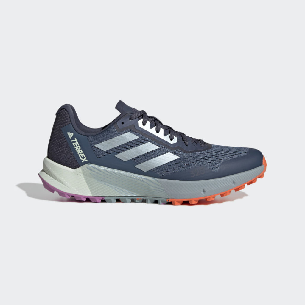 Sneaker GX8679