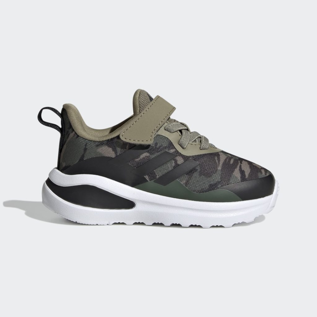 Sneaker GY0834