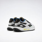 Sneaker GY3983