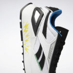 Sneaker GY3983