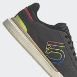 Sneaker GY5127