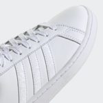 Adidas Court GY5917